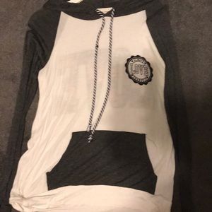 loose fitting pullover